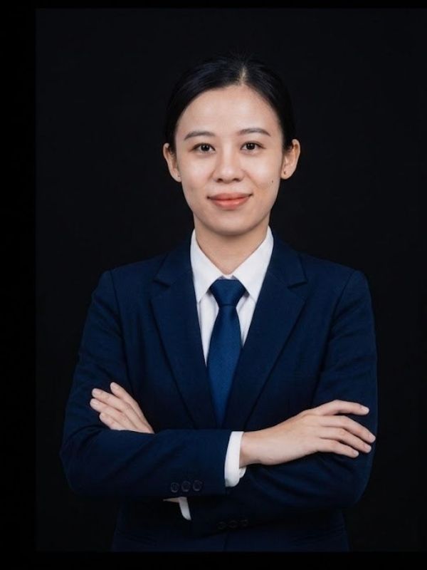 Ms. Khoeun Vanny Assistant to CFO